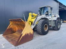 Chargeuse sur pneus Caterpillar 966K