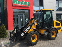 مُحمّلة JCB 406 محملة بعجلات مستعمل