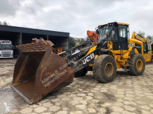 مُحمّلة JCB 437 WHT محملة بعجلات مستعمل