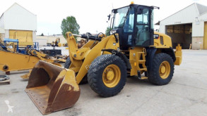 Lastik tekerli yükleyici Caterpillar 914K