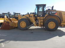 مُحمّلة Caterpillar 982M محملة بعجلات مستعمل