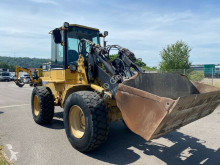 Caterpillar IT 24 F chargeuse sur pneus occasion