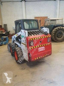 Mini pala cargadora Bobcat usada