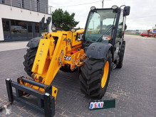 رافعة شوكية لمواقع البناء JCB 536-70 LP AGRI PLUS مستعمل
