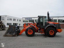 Hitachi ZW 220 incarcator pe roti second-hand