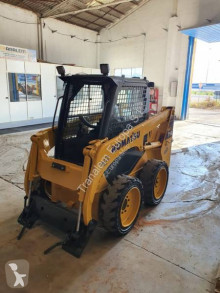 Pala cargadora Komatsu SK714-5 mini pala cargadora usada