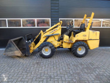 Chargeuse sur pneus Mustang KL 278 minishovel Weidemann 1370