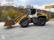 Pá carregadora sobre pneus Liebherr L556