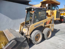 Mini pala cargadora Komatsu SK714-5