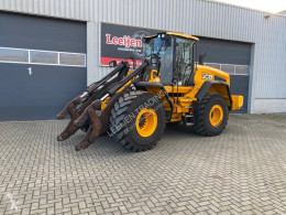 JCB