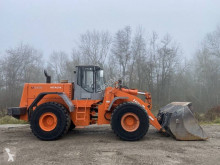 مُحمّلة Hitachi LX290E محملة بعجلات مستعمل