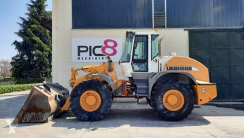 Liebherr L538 kolový nakladač použitý