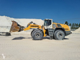 LiebherrL586 2plus2