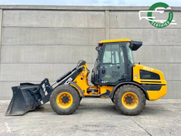 JCB407