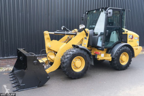 Caterpillar906