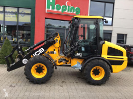 JCB407
