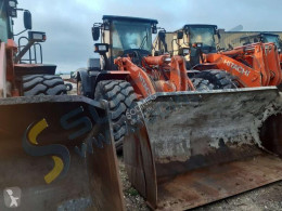 HitachiZW220