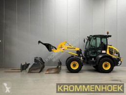 Komatsu