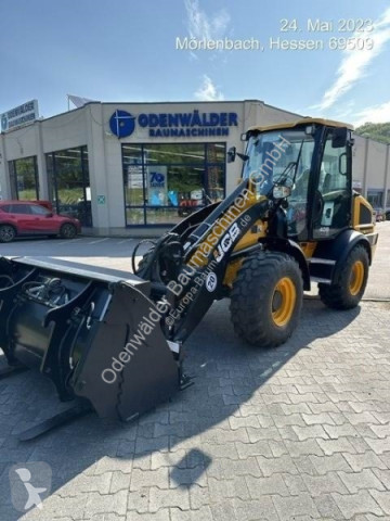Pala gommata JCB