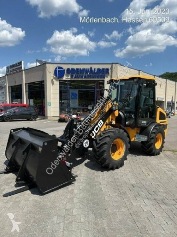 Pala gommata JCB
