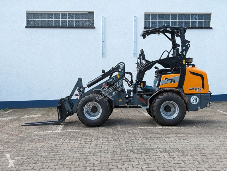 Pala cargadora Radlader Giant G2500 miete