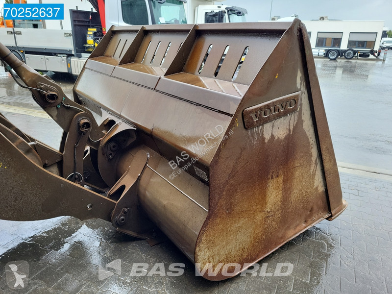 Shovel Volvo H CDC - GOOD L5 TYRES