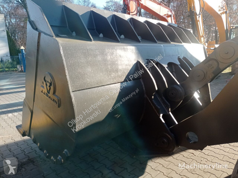 مُحمّلة Volvo L 220 H