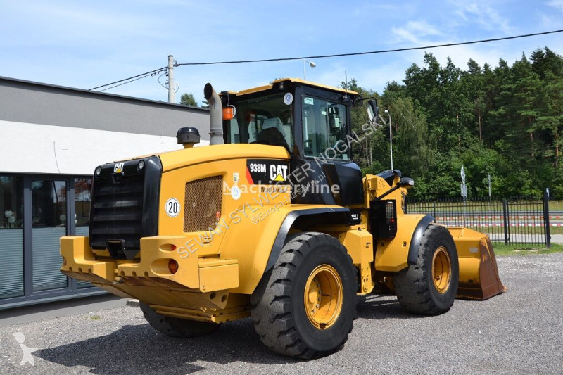 Shovel Caterpillar 938 M