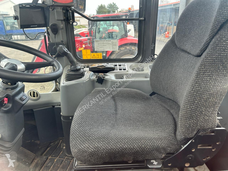 Shovel Doosan  Doosan DL 300