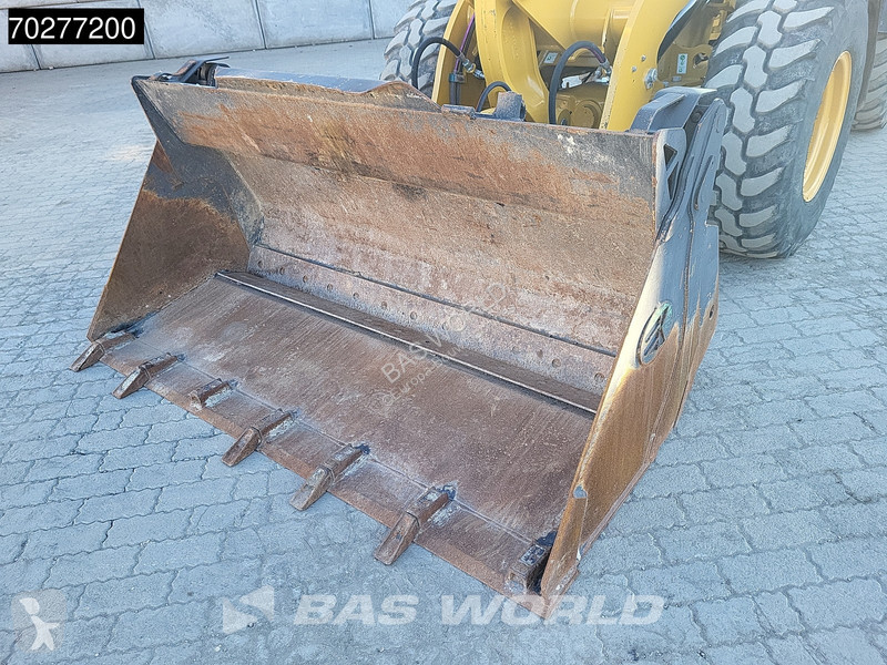 Shovel Caterpillar M EPA