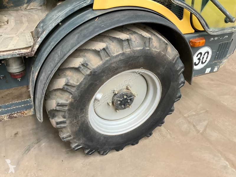 Shovel Gehl AL 600