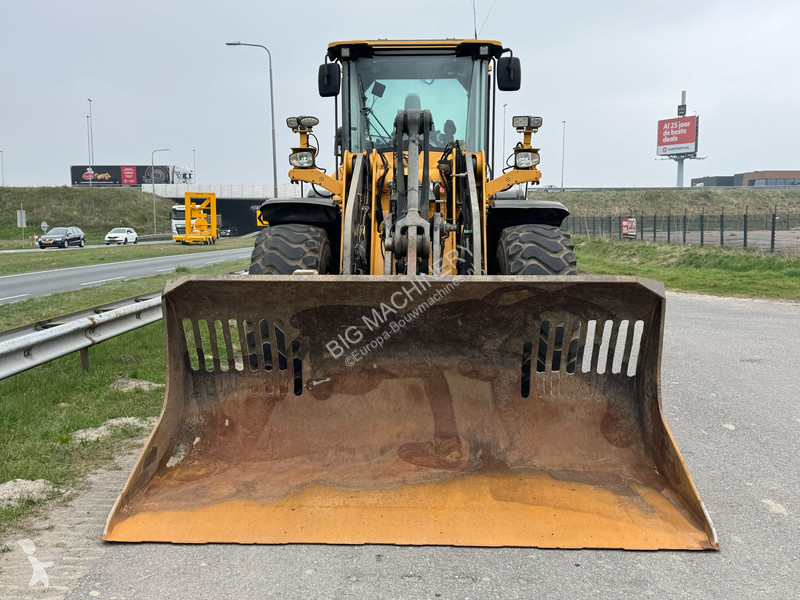 Shovel Volvo L110H