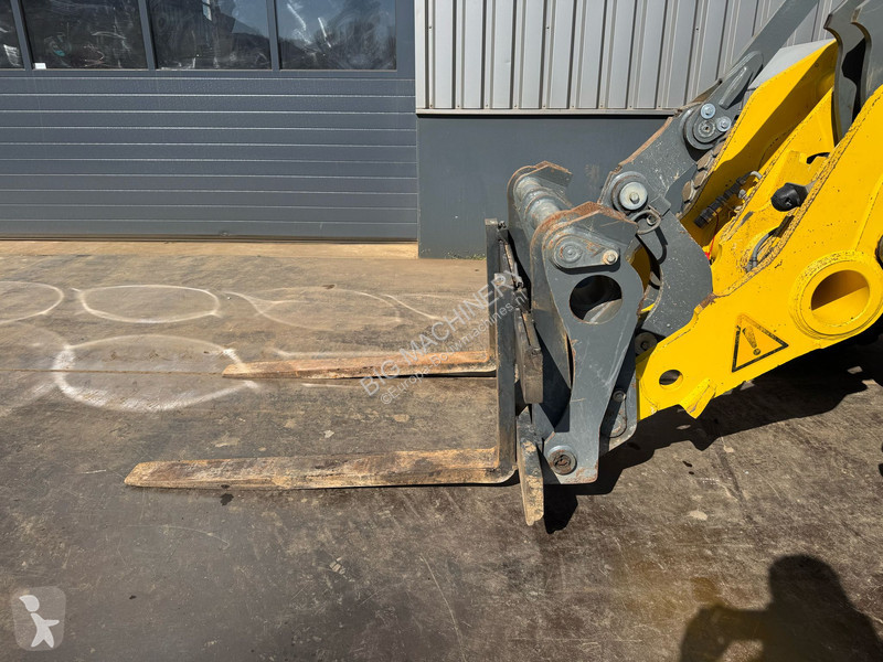 Shovel Kramer 8155 / Forks / bucket