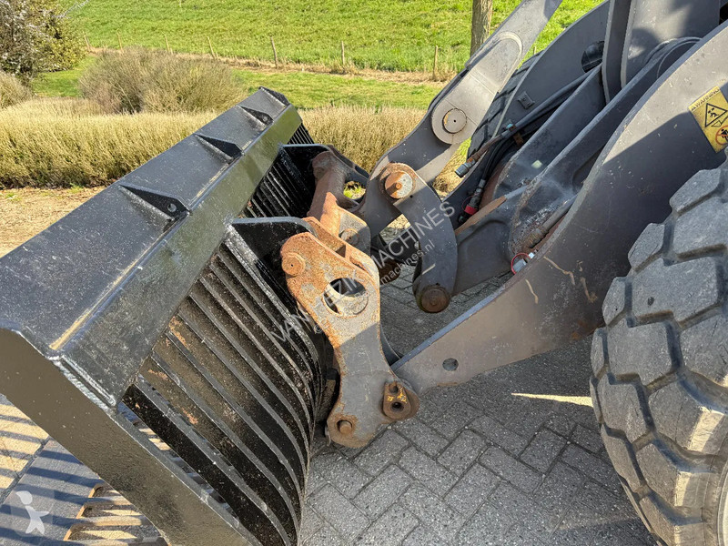 Shovel Volvo
