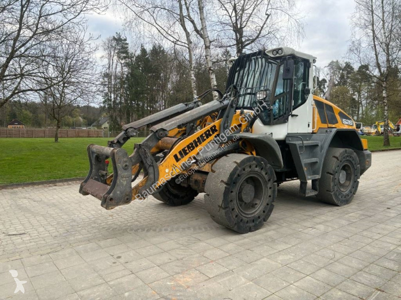 Shovel Liebherr L 526