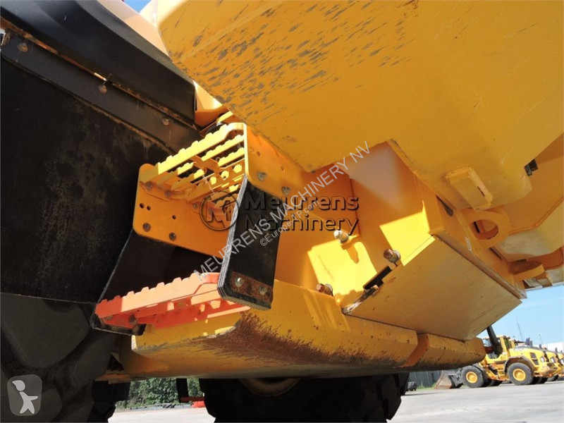 Nakladač Volvo L150H