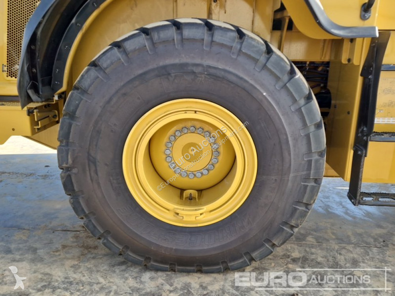 Shovel Caterpillar 950L