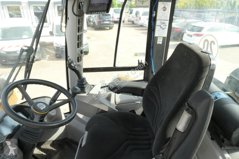 Shovel Volvo L45H
