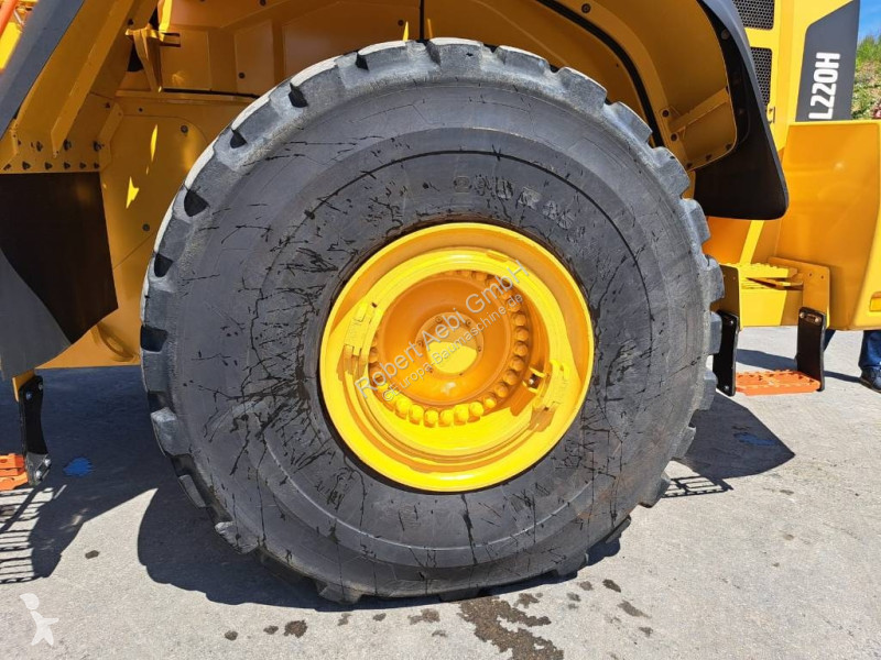 Incarcator Volvo L 220 H