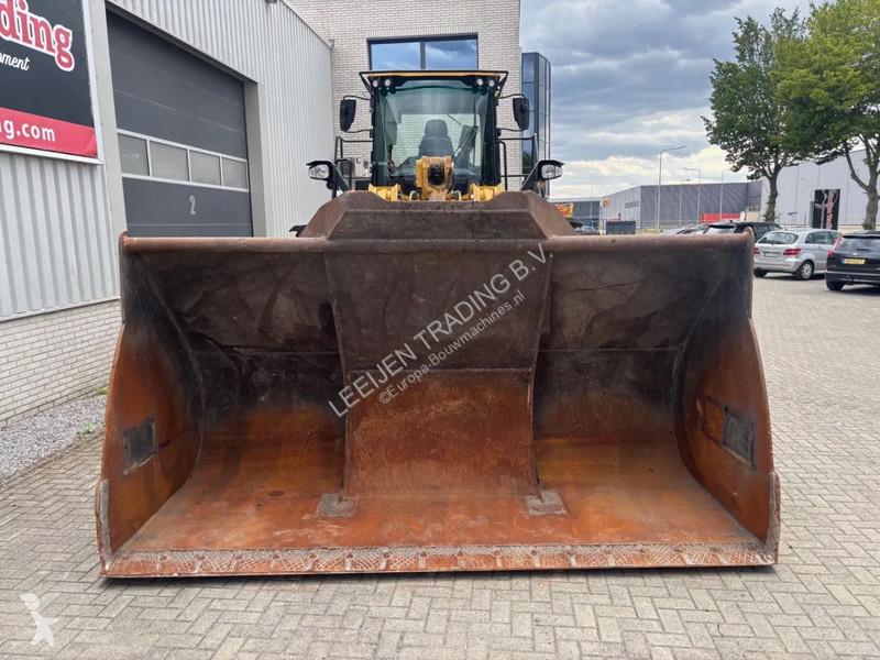 Shovel Caterpillar 972M XE Wheelloader, made in...