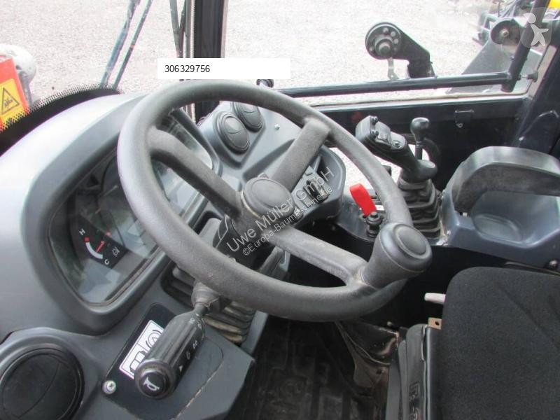 مُحمّلة Kubota R 065 Radlader 32.500 EUR