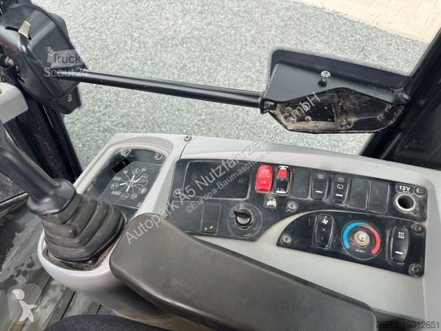 Incarcator Caterpillar 908M Radlader 6460 Kg...