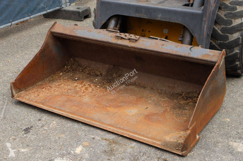 Shovel Thomas 153