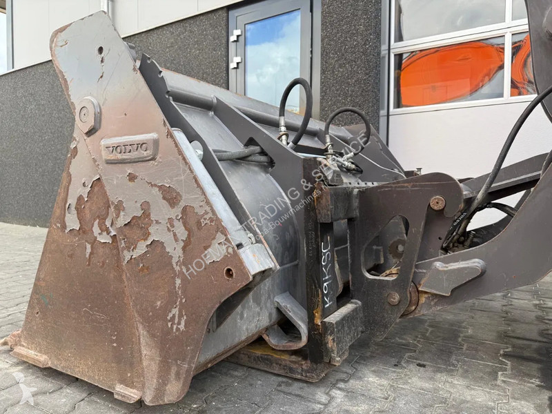 Nakladač Volvo G