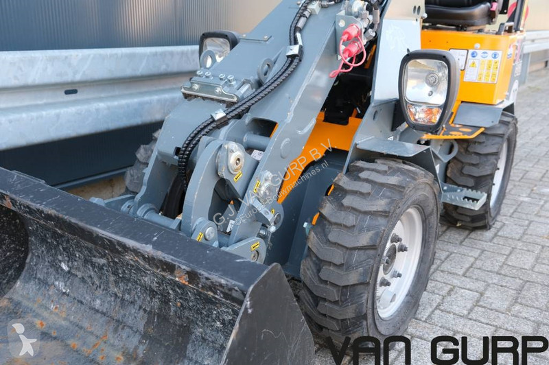 مُحمّلة Giant G 1200 TELE | 2023 | 10h