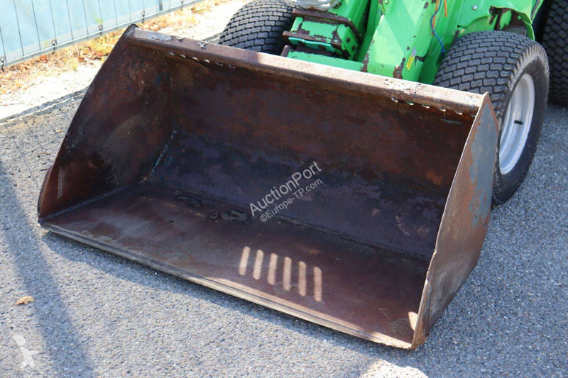 Shovel Avant tecno M