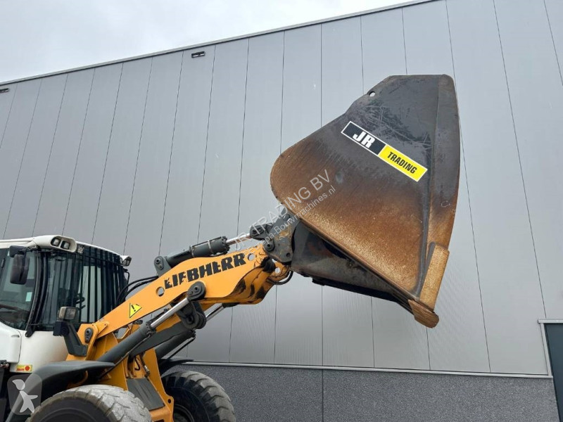 Læssemaskine Liebherr (Comes with High-tip -...