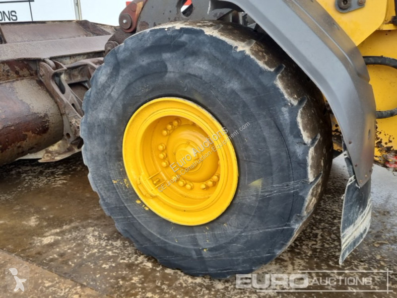 Nakladač Volvo L110H