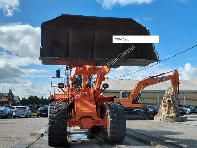Фронтальный погрузчик Doosan dl420-3
