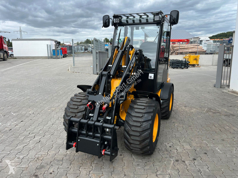 Nakladač JCB Plus / Neufahrzeug / 2025 / Gabel...